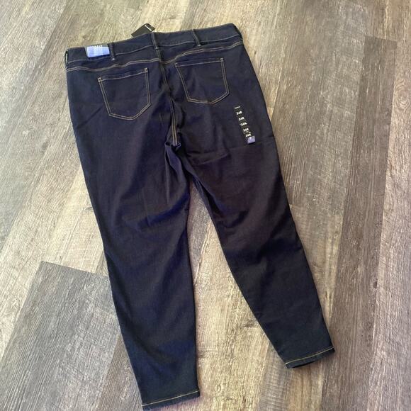 Torrid Super Soft High Rise Jegging - Picture 13 of 13